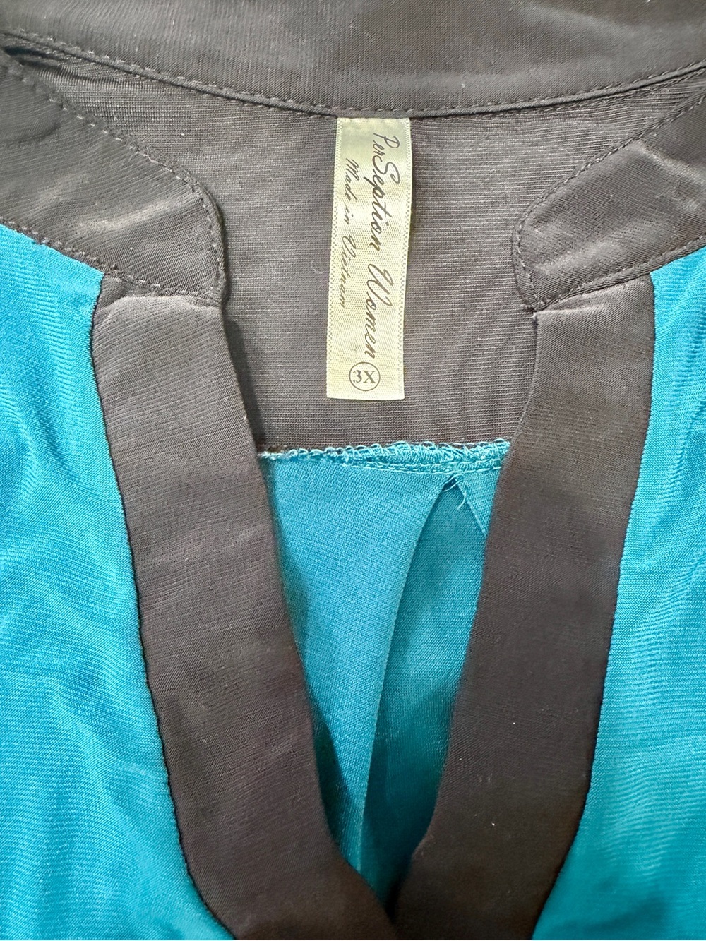 Per Seption Women’s 3X Blue/Black Colorblock V-Neck Short Sleeve Blouse, Buttons - Picture 3 of 5